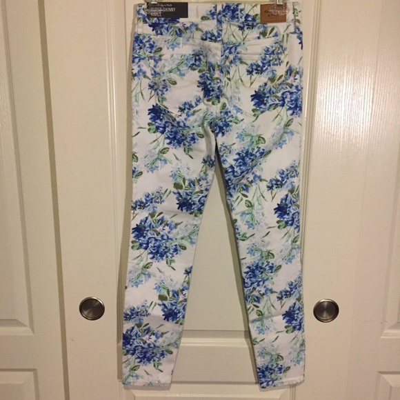 SOLD HP▪️Abercrombie and Fitch Floral Skinny Jeans - Picture 4 of 8